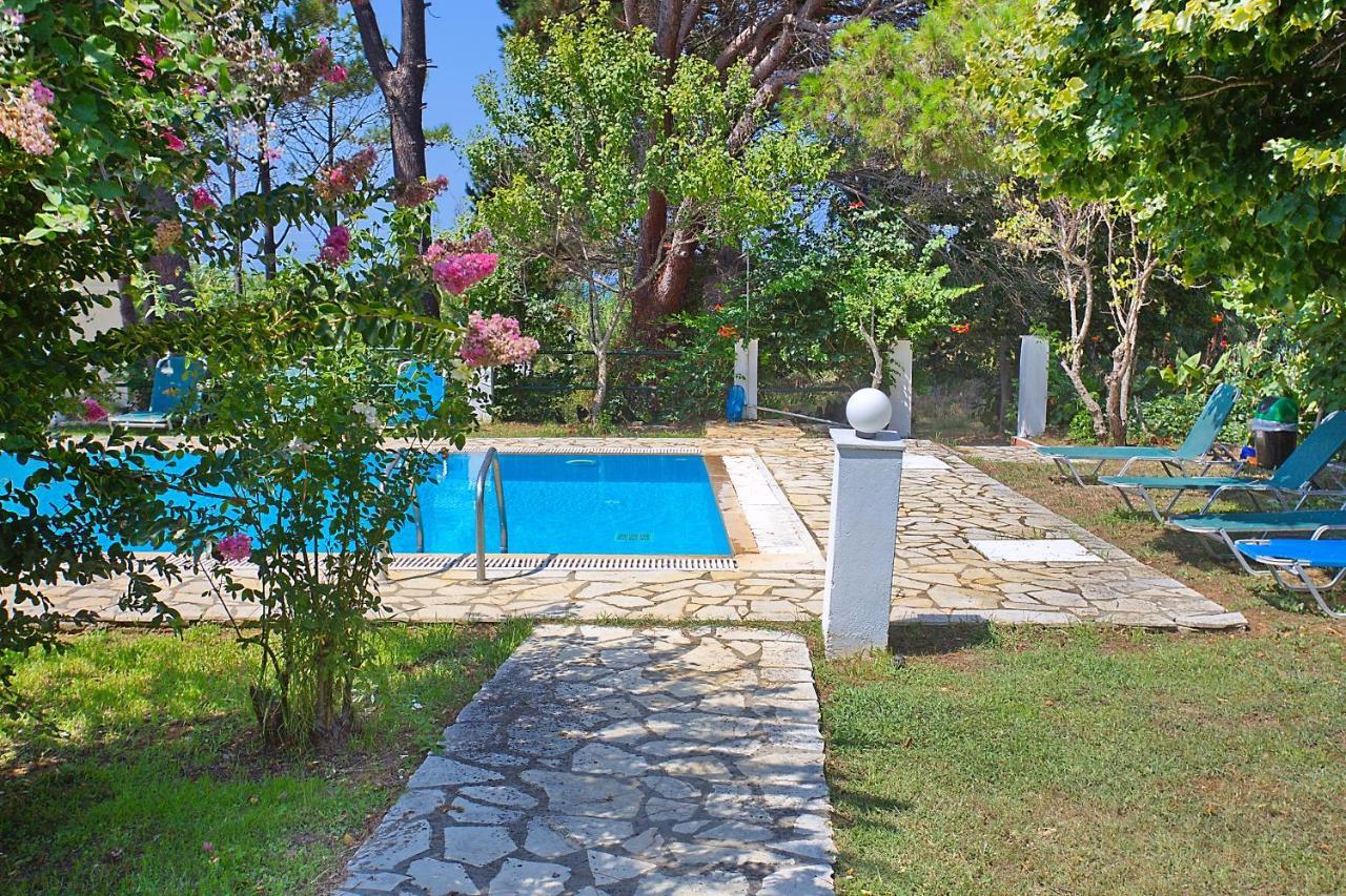 Leda Villa